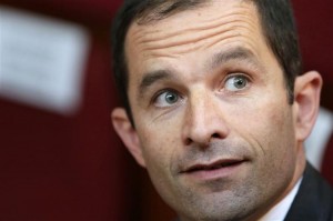 439809-french-social-and-solidarity-economy-junior-minister-benoit-hamon-attends-the-start-of-a-major-labou